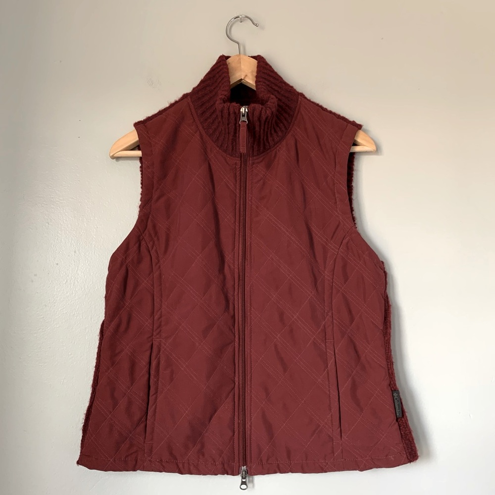 Columbia Red Quilted And Knit Sweater Zip-Up Vest